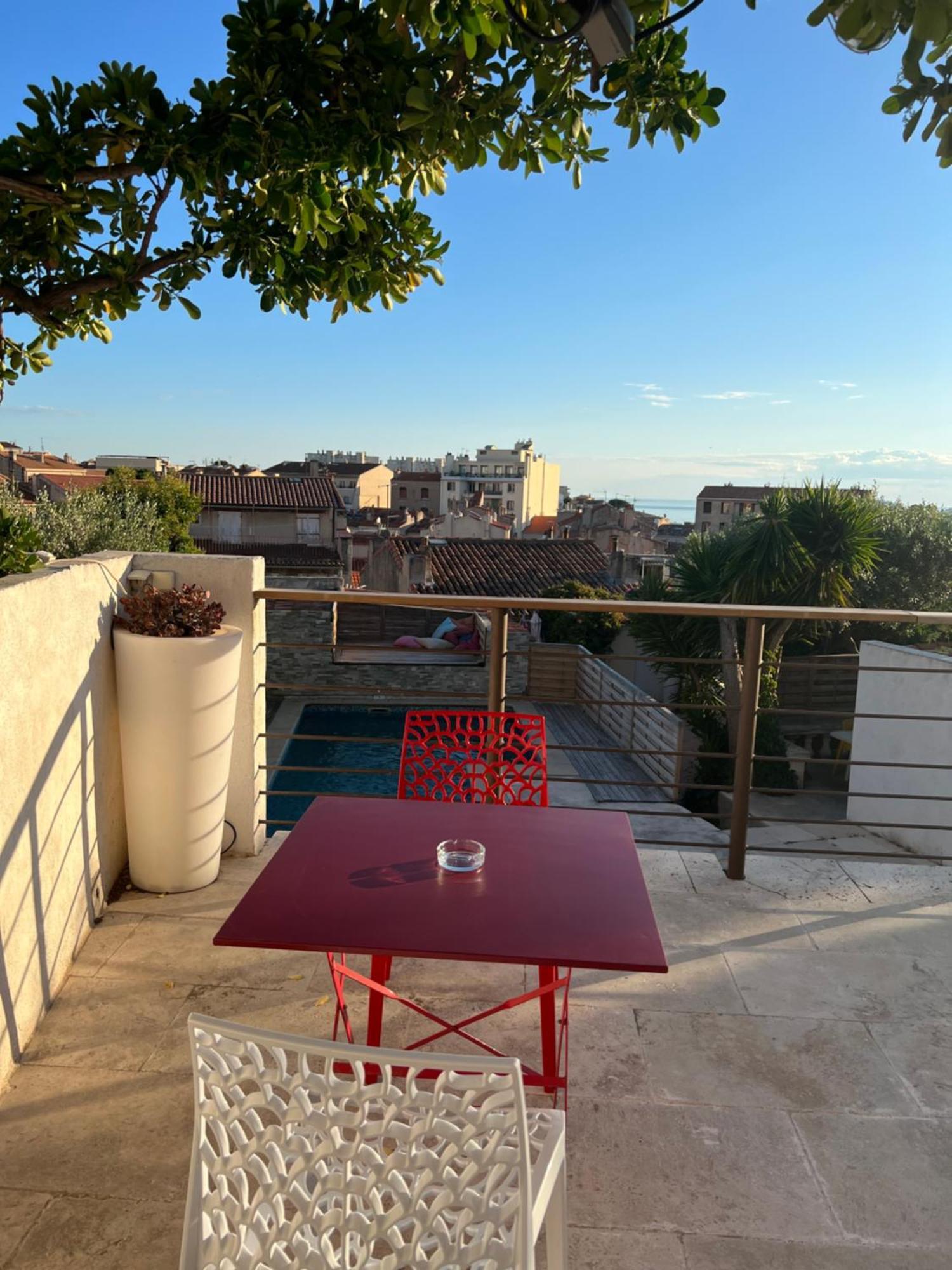 C'est La Qu'il Faut Venir Cet Ete A 2 Marseille